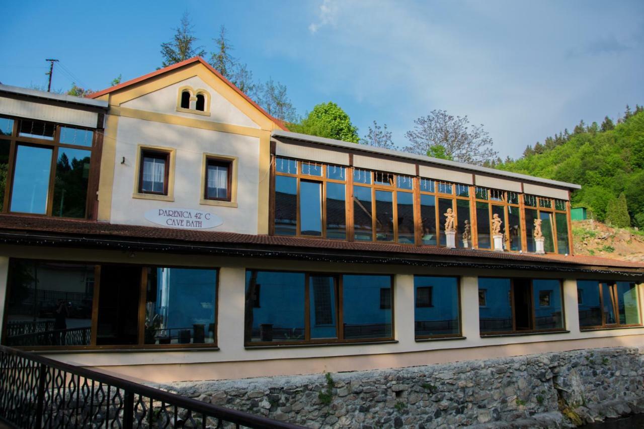 Grand Spa Holiday Home Sklené Teplice Esterno foto